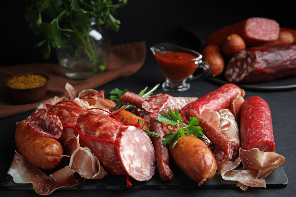 Мясные деликатесы